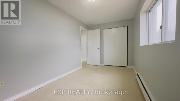 202 - 76 BRYBECK CRESCENT, Kitchener, Ontario, N2M2C6
