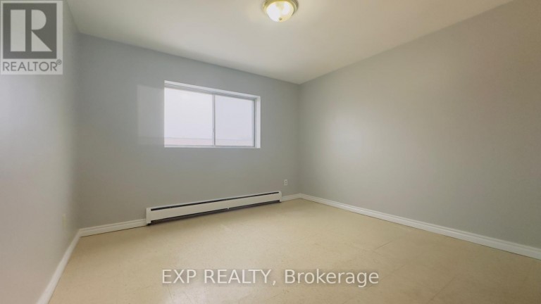 202 - 76 BRYBECK CRESCENT, Kitchener, Ontario, N2M2C6