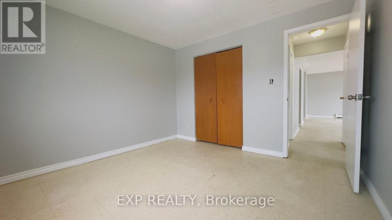202 - 76 BRYBECK CRESCENT, Kitchener, Ontario, N2M2C6