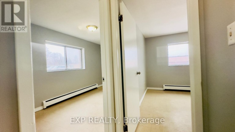 202 - 76 BRYBECK CRESCENT, Kitchener, Ontario, N2M2C6