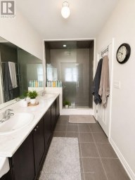 MAIN & UPPER - 13 MOHANDAS DRIVE Markham (Cedarwood) Ontario photo 10