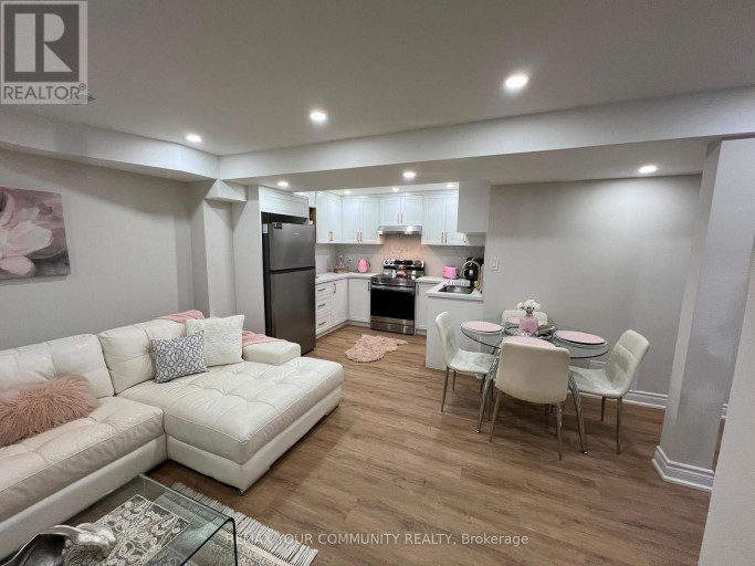 BASEMENT - 11 NEWMILL CRESCENT, Richmond Hill (Devonsleigh), Ontario, L4C9T7