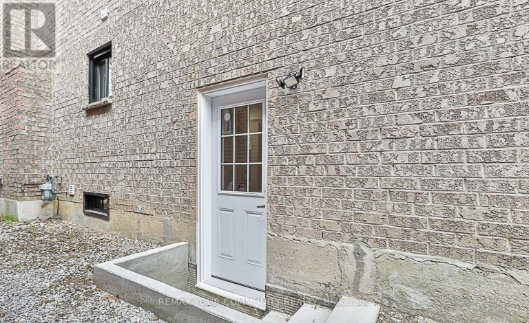 BASEMENT - 11 NEWMILL CRESCENT, Richmond Hill (Devonsleigh), Ontario, L4C9T7