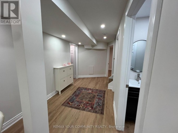 BASEMENT - 11 NEWMILL CRESCENT, Richmond Hill (Devonsleigh), Ontario, L4C9T7