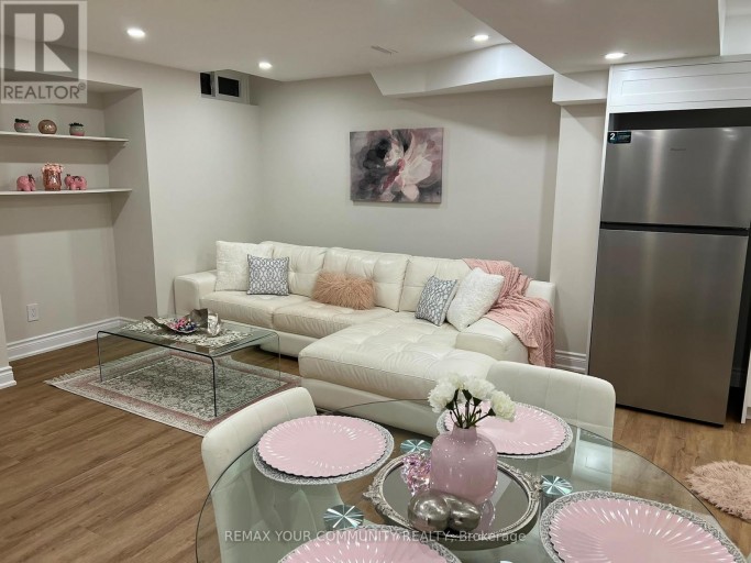 BASEMENT - 11 NEWMILL CRESCENT, Richmond Hill (Devonsleigh), Ontario, L4C9T7