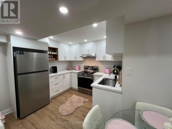 BASEMENT - 11 NEWMILL CRESCENT Richmond Hill (Devonsleigh) Ontario photo 8