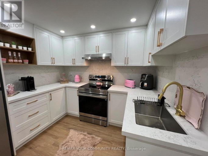 BASEMENT - 11 NEWMILL CRESCENT, Richmond Hill (Devonsleigh), Ontario, L4C9T7
