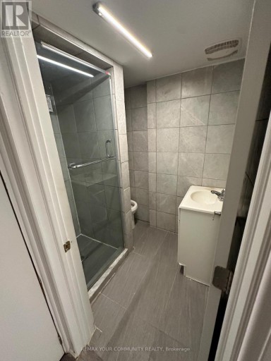 BSMT - 25 FITZWILLIAM AVENUE, Richmond Hill (Oak Ridges Lake Wilcox), Ontario, L4E4N8
