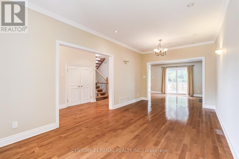 2A TWENTY EIGHTH STREET, Toronto (Long Branch), Ontario, M8W2Y4