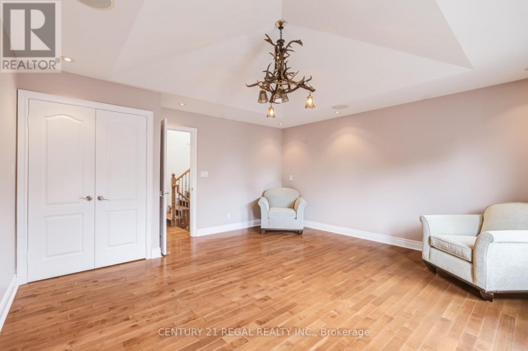 2A TWENTY EIGHTH STREET, Toronto (Long Branch), Ontario, M8W2Y4