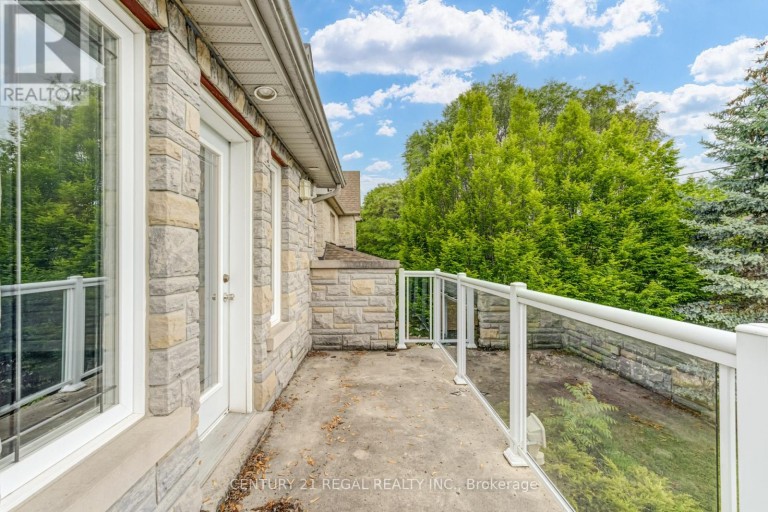 2A TWENTY EIGHTH STREET, Toronto (Long Branch), Ontario, M8W2Y4