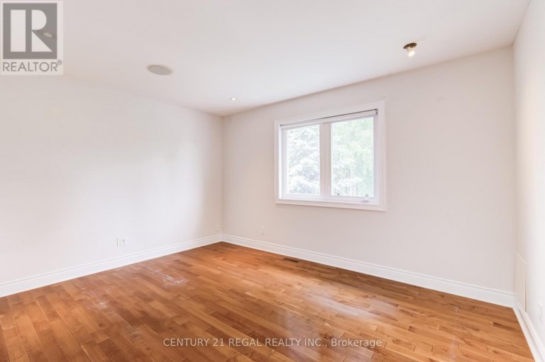 2A TWENTY EIGHTH STREET, Toronto (Long Branch), Ontario, M8W2Y4