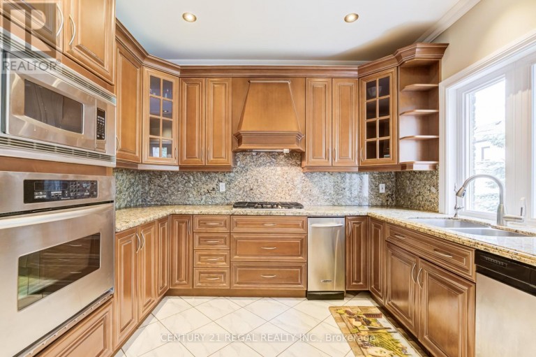 2A TWENTY EIGHTH STREET, Toronto (Long Branch), Ontario, M8W2Y4