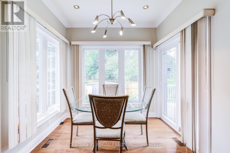 2A TWENTY EIGHTH STREET, Toronto (Long Branch), Ontario, M8W2Y4