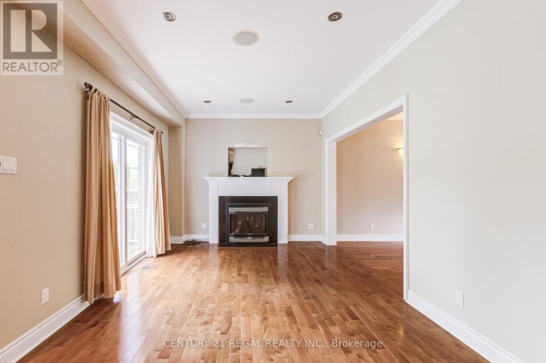2A TWENTY EIGHTH STREET, Toronto (Long Branch), Ontario, M8W2Y4