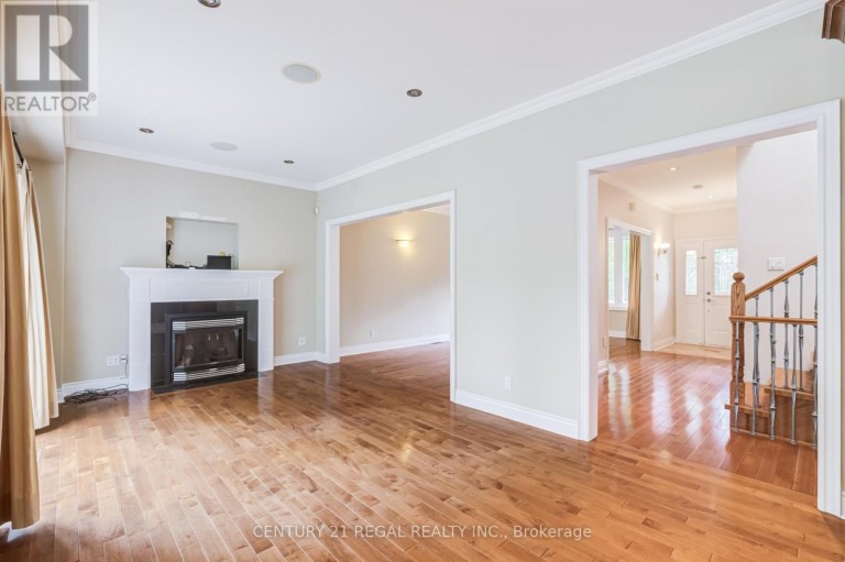 2A TWENTY EIGHTH STREET, Toronto (Long Branch), Ontario, M8W2Y4