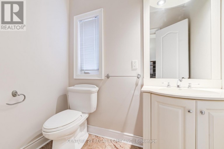 2A TWENTY EIGHTH STREET, Toronto (Long Branch), Ontario, M8W2Y4