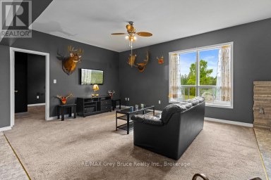 335 PIKE BAY ROAD Northern Bruce Peninsula Ontario photo 11