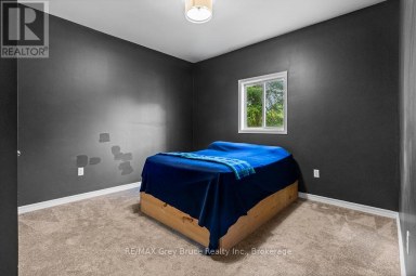 335 PIKE BAY ROAD Northern Bruce Peninsula Ontario photo 18