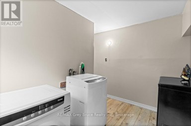 335 PIKE BAY ROAD Northern Bruce Peninsula Ontario photo 24
