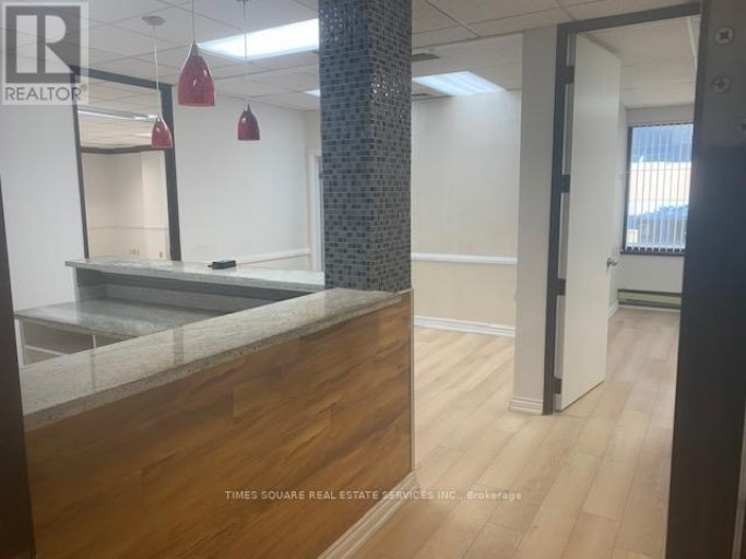 210 - 650 HIGHWAY 7 EAST HIGHWAY, Richmond Hill (Beaver Creek Business Park), Ontario, L4B1B2