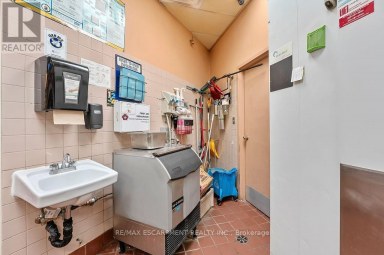 501 BRYNE DRIVE Barrie (400 West) Ontario photo 26
