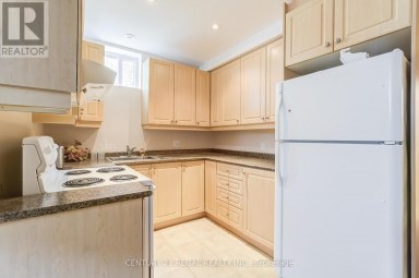 2A TWENTY EIGHTH BASEMENT STREET Toronto (Long Branch) Ontario photo 2