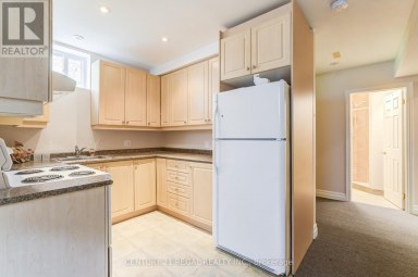 2A TWENTY EIGHTH BASEMENT STREET Toronto (Long Branch) Ontario photo 3