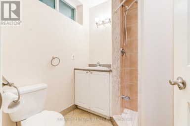 2A TWENTY EIGHTH BASEMENT STREET Toronto (Long Branch) Ontario photo 4