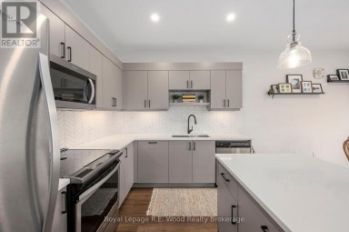 302 - 360 QUARTER TOWN LINE Tillsonburg Ontario photo 8