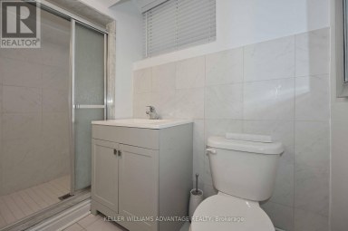 LOWER - 20 BUSH DRIVE Toronto (Highland Creek) Ontario photo 10