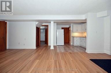 LOWER - 20 BUSH DRIVE Toronto (Highland Creek) Ontario photo 5