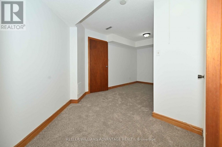 LOWER - 20 BUSH DRIVE, Toronto (Highland Creek), Ontario, M1C1G6