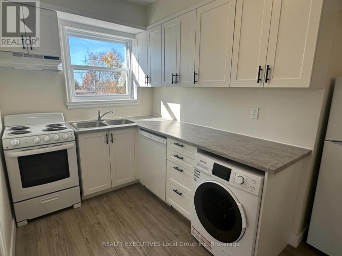 245 MATTAWA STREET, North Bay (West End), Ontario, P1B4M2