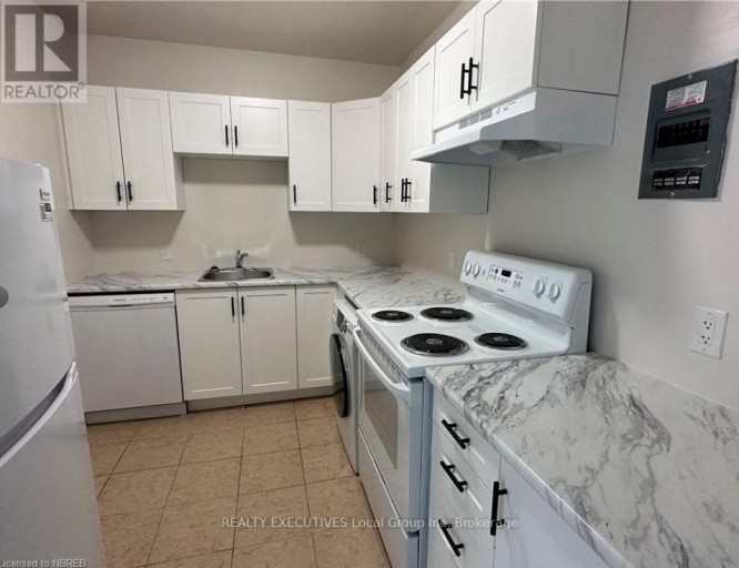245 MATTAWA STREET, North Bay (West End), Ontario, P1B4M2