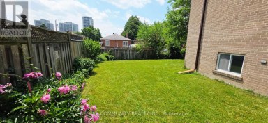 1 - 30 CANLISH ROAD Toronto (Dorset Park) Ontario photo 3