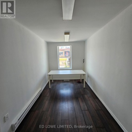 33 MAPLE AVENUE, Barrie (City Centre), Ontario, L4N1R7