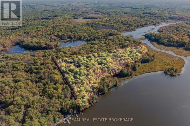 1813 ISLAND ROAD Severn (Coldwater) Ontario photo 2