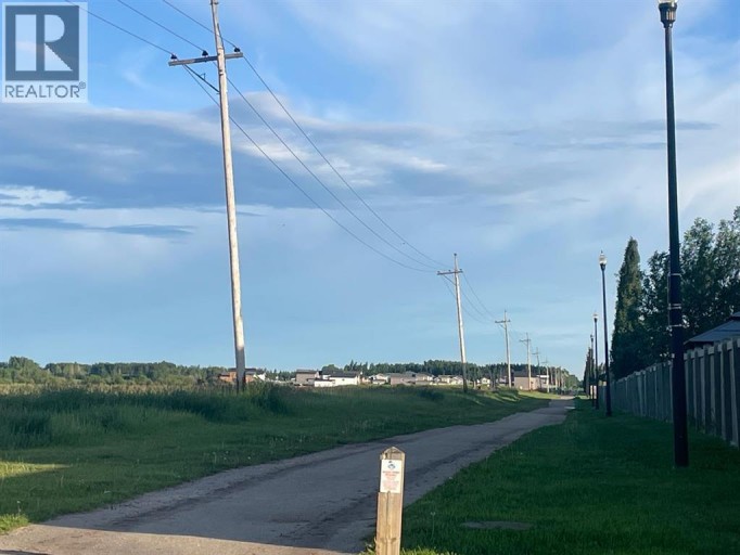 9521 88 Street, Grande Prairie, Alberta, T8X0N3