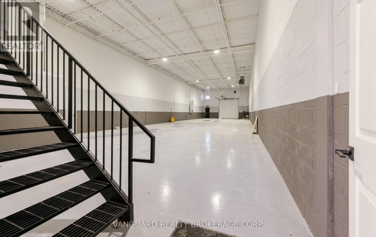 23 - 5732 HIGHWAY 7, Vaughan (West Woodbridge), Ontario, L4L3A2