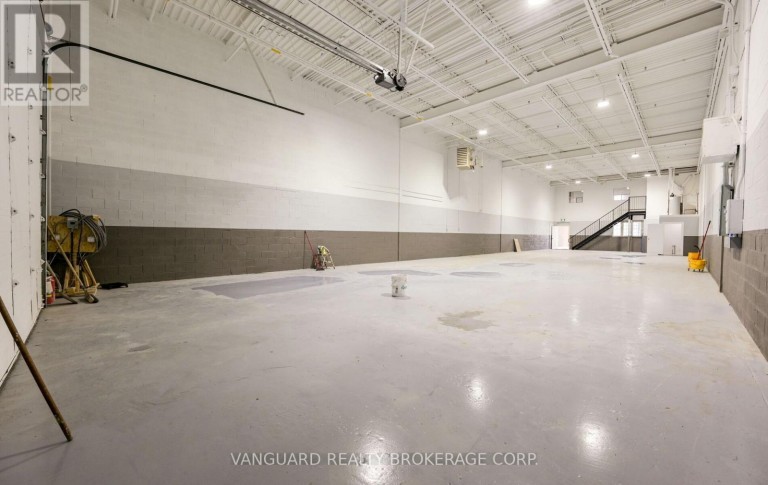 23 - 5732 HIGHWAY 7, Vaughan (West Woodbridge), Ontario, L4L3A2
