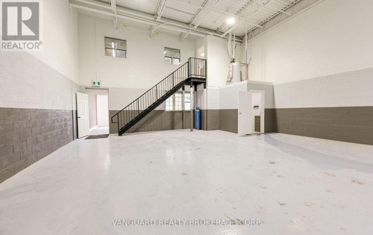 23 - 5732 HIGHWAY 7, Vaughan (West Woodbridge), Ontario, L4L3A2
