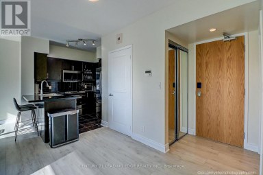303 - 1900 LAKESHORE BOULEVARD Toronto (South Parkdale) Ontario photo 6