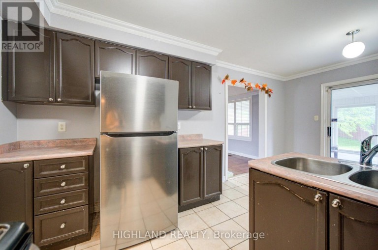 UPPER LEVEL - 5327 LANDSBOROUGH AVENUE, Mississauga (Hurontario), Ontario, L5R3X1