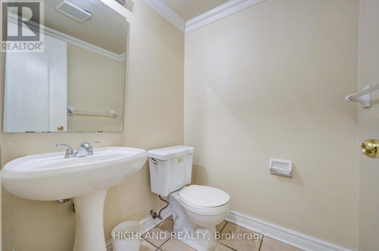 UPPER LEVEL - 5327 LANDSBOROUGH AVENUE, Mississauga (Hurontario), Ontario, L5R3X1
