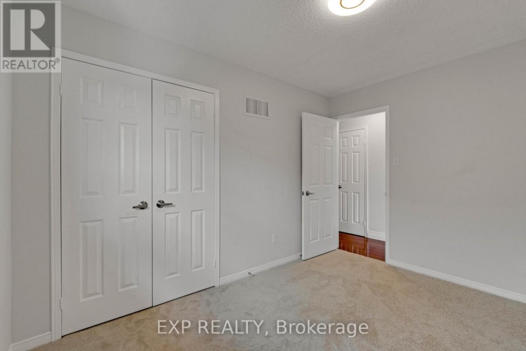 1471 PICKWICK DRIVE, Mississauga (East Credit), Ontario, L5V1V7