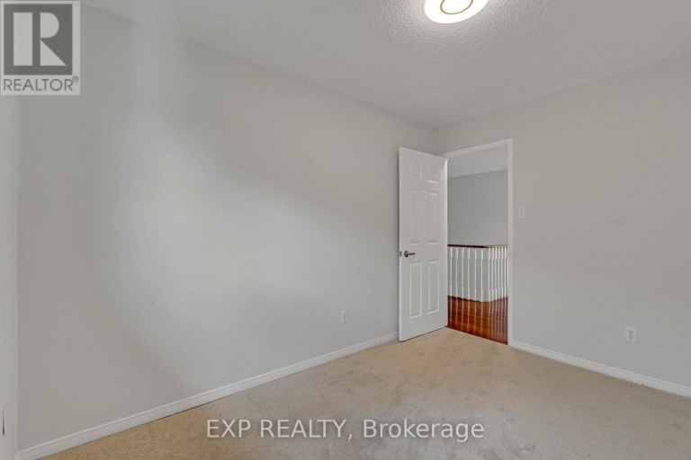 1471 PICKWICK DRIVE, Mississauga (East Credit), Ontario, L5V1V7