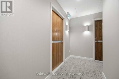 2103 - 25 MCMAHON DRIVE Toronto (Bayview Village) Ontario photo 2