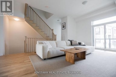 27 PARADOX STREET Vaughan (Elder Mills) Ontario photo 1