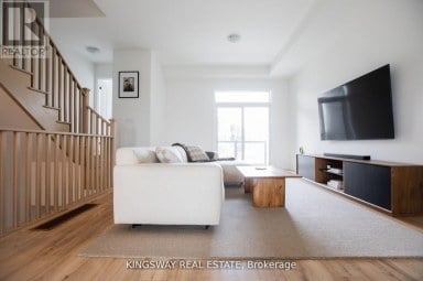 27 PARADOX STREET Vaughan (Elder Mills) Ontario photo 4